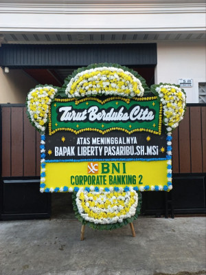 Papan Bunga Duka di Koto Xi Tarusan